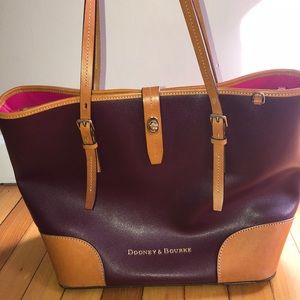 Dooney & Bourke Bag